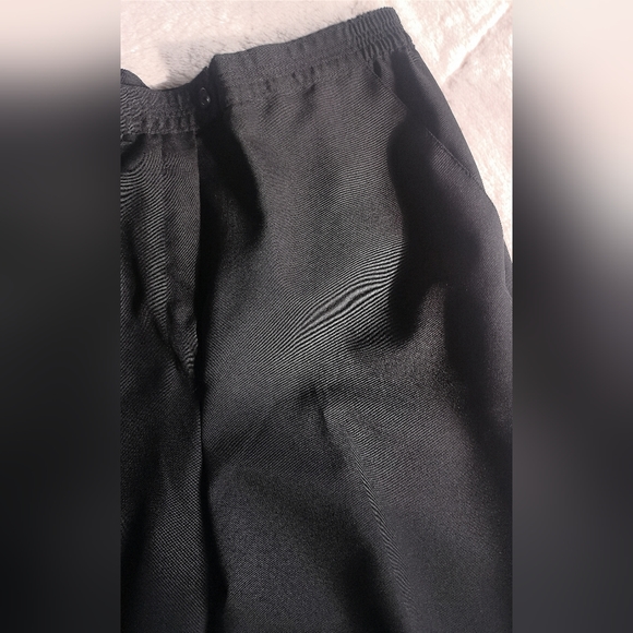 FairSet pants. - Picture 6 of 13
